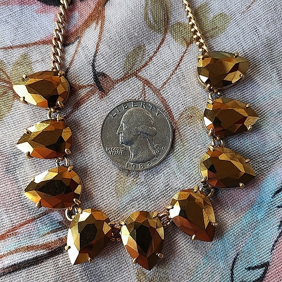 J. Crew Brand Signed 9 Teardrop Faceted Gold Flash Coating Statement Necklace - Picture 5 of 11